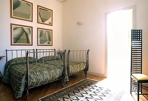 Alojamento de Acomodação e Pequeno-almoço L'Orangerie Di Cartia Giovanni Modica